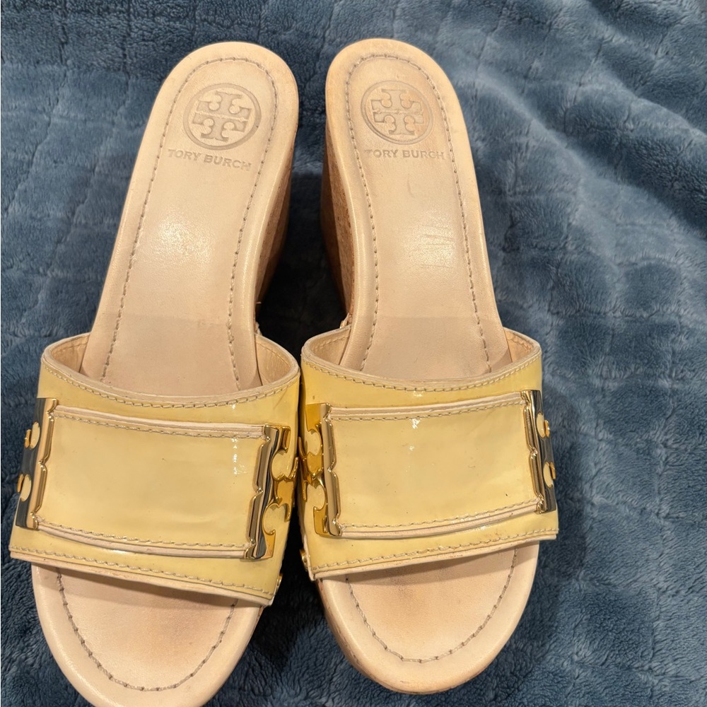 Tory Burch Yellow Cork Wedge Sandals - Picture 5 of 10